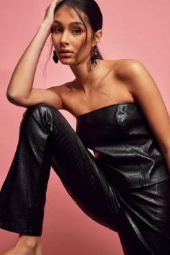 Bow19 Details Leaf Earrings Black Matte