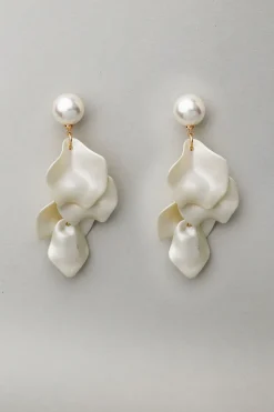 Bow19 Details Pearl Leaf Earrings White