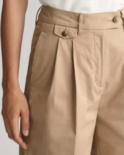 Gant Woman Pleated Chino Shorts Dark Khaki