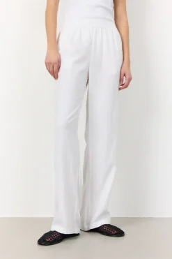 Levete Room Naja 7 Pants White