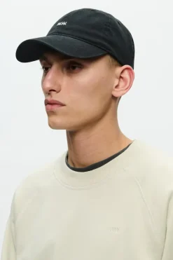 WWLow Cap Black